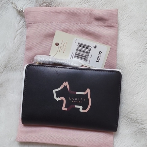 RADLEY LONDON Handbags - NWT RADLEY LONDON Medium Bifold Leather wallet!